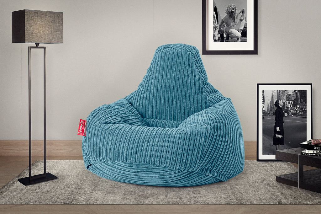 Lounge Pug® This popular and practical bean bag has the hallmarks of a future classic. A simple elegant design, compact size, yet large seating area. This bean bag is ideal for gaming & relaxing in.