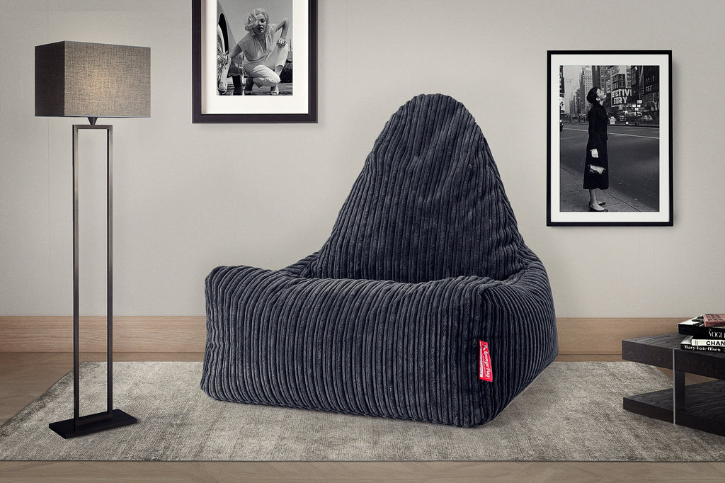 Lounge Pug® This Nordic inspired bean bag chair is designed for those who love Scandinavian design. With its clean lines, high quality and visible stitching and modern fabric finishes, it will not fail to make a good impression. 