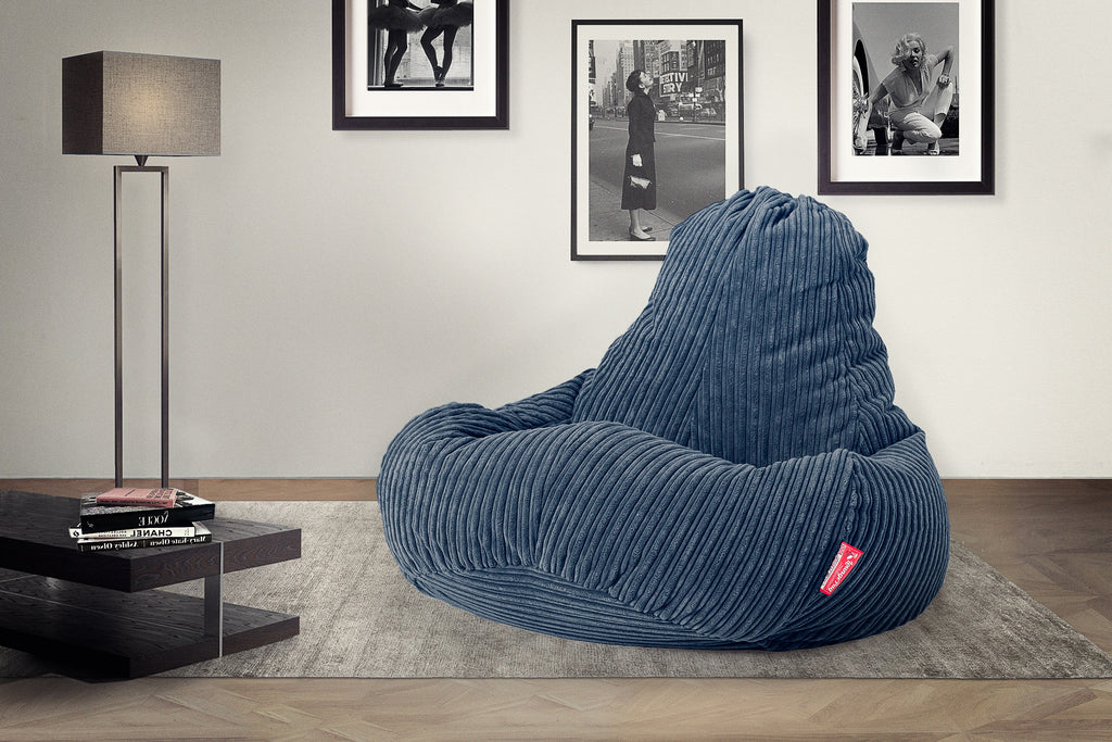 Lounge Pug® Introducing the all new Ultra Lux Gaming bean bag, the next generation of gaming bean bag. This bean bag chair is designed to ensure superb comfort throughout long gaming sessions.