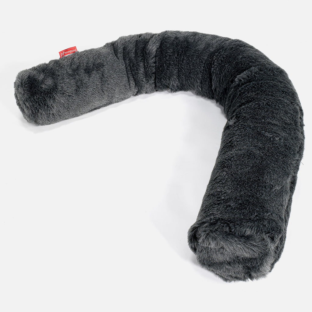 xxl-cuddle-cushion-fluffy-faux-fur-badger-black_1